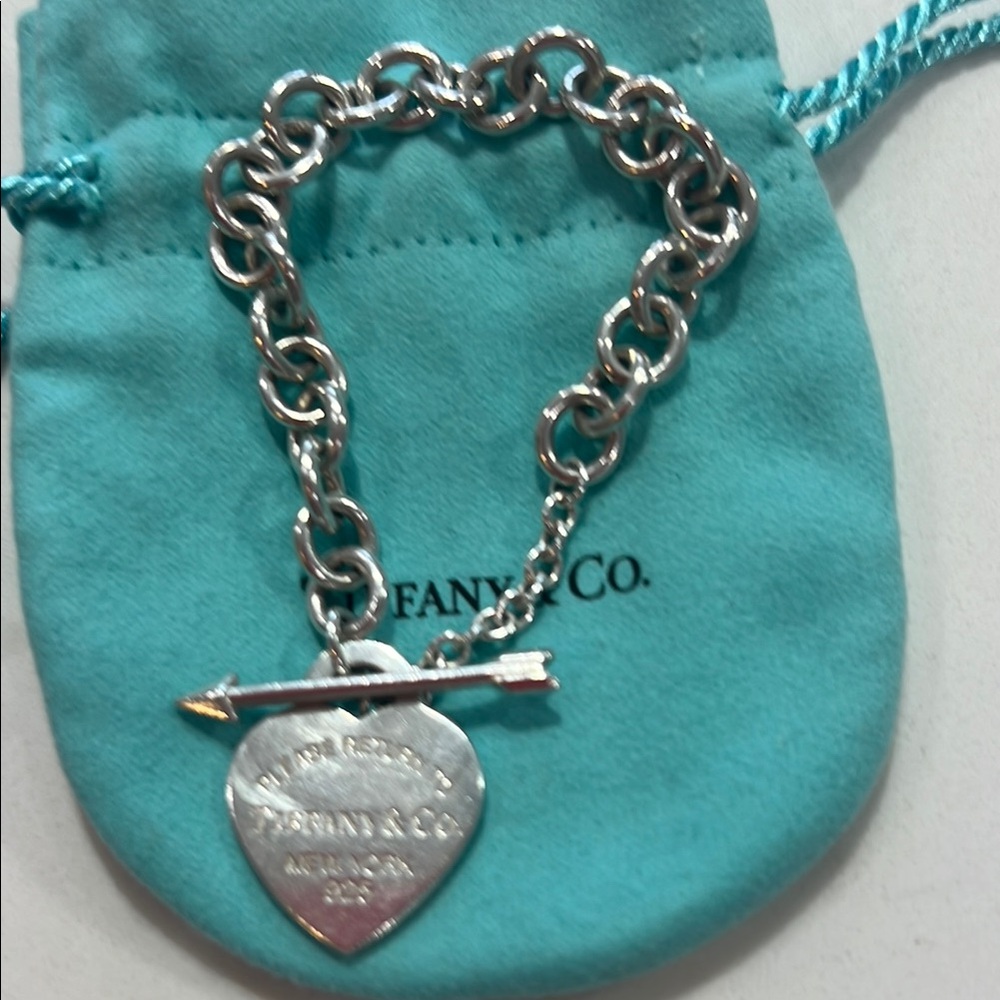 Return to Tiffany Lovestruck Heart Bracelet